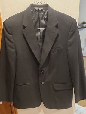 Classic Black Two-Button Men's Suit Jacket